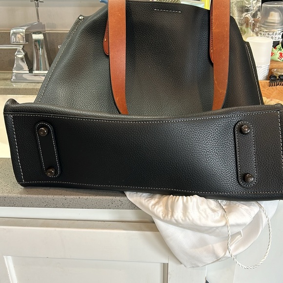 Brand new Coach leather tote bag - Picture 7 of 11